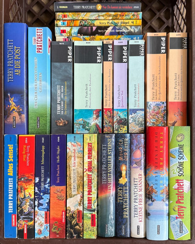 25x terry pratchett fantasy - 25x,